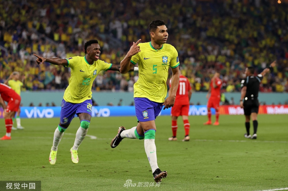 [世界杯]巴西1-0瑞士提前出线 卡塞米罗制胜球